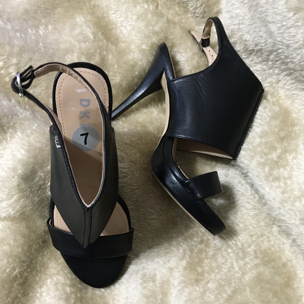 DKNY sexy black sandal